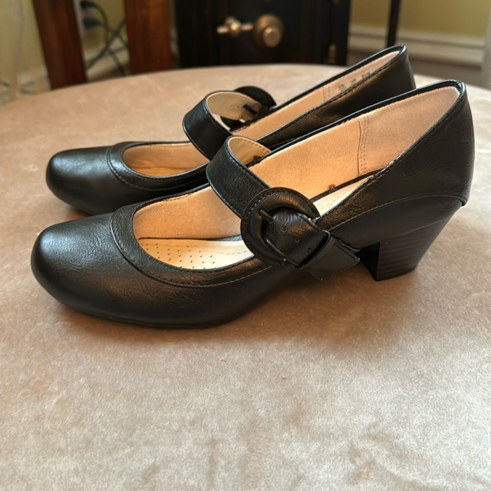 Life Stride Sz 7 LN! Black Maryjane Shoes